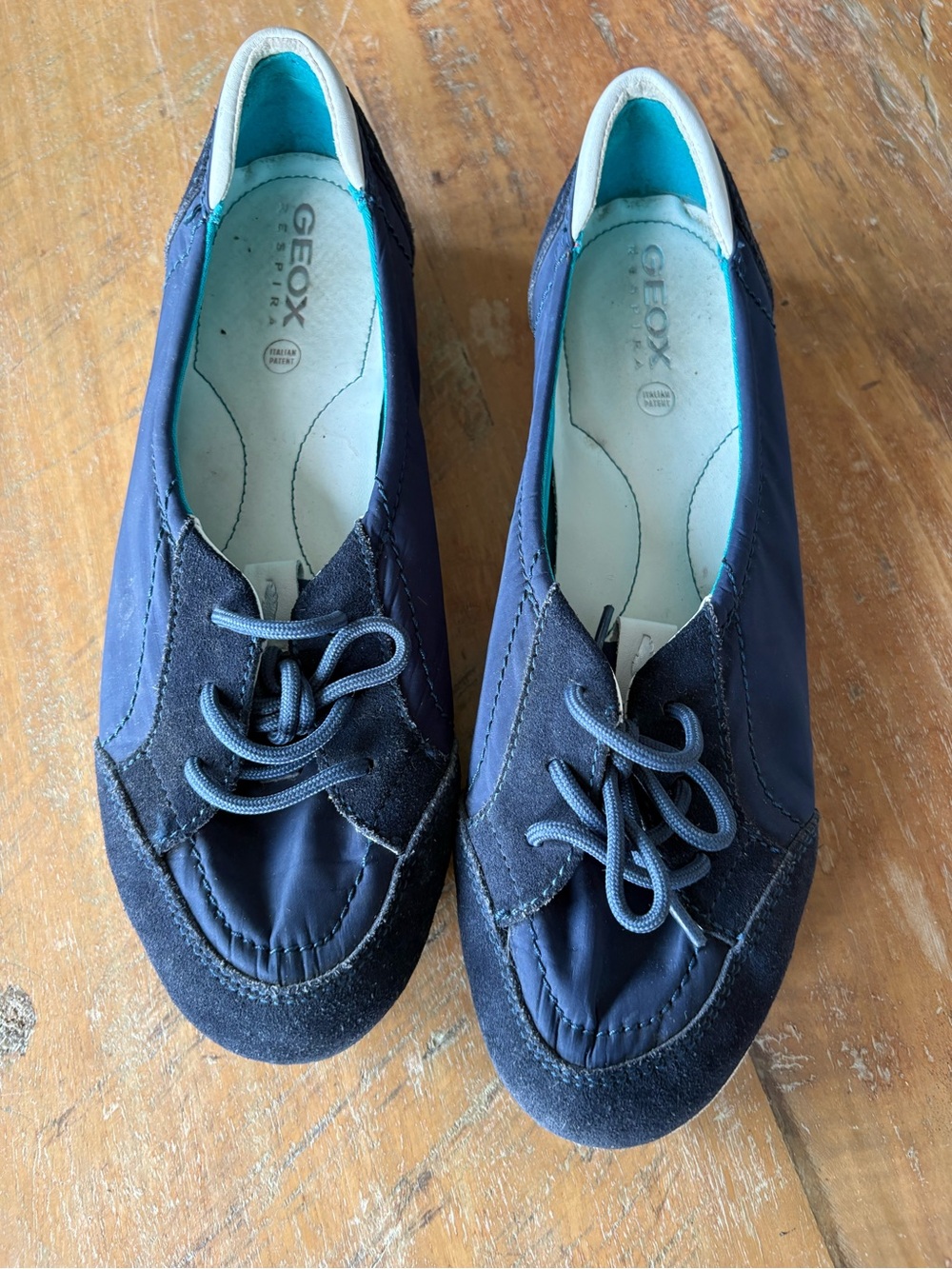 Geox Navy and Light Blue Casual Lace-Up Flats